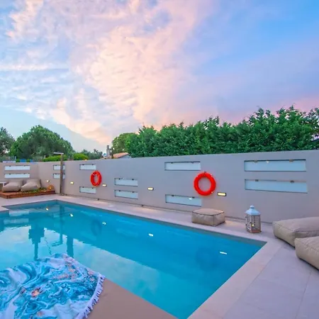 Grande Mandi & Jani By 