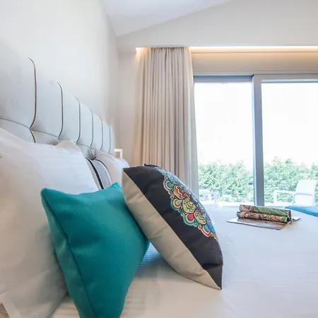 Grande Mandi & Jani By 